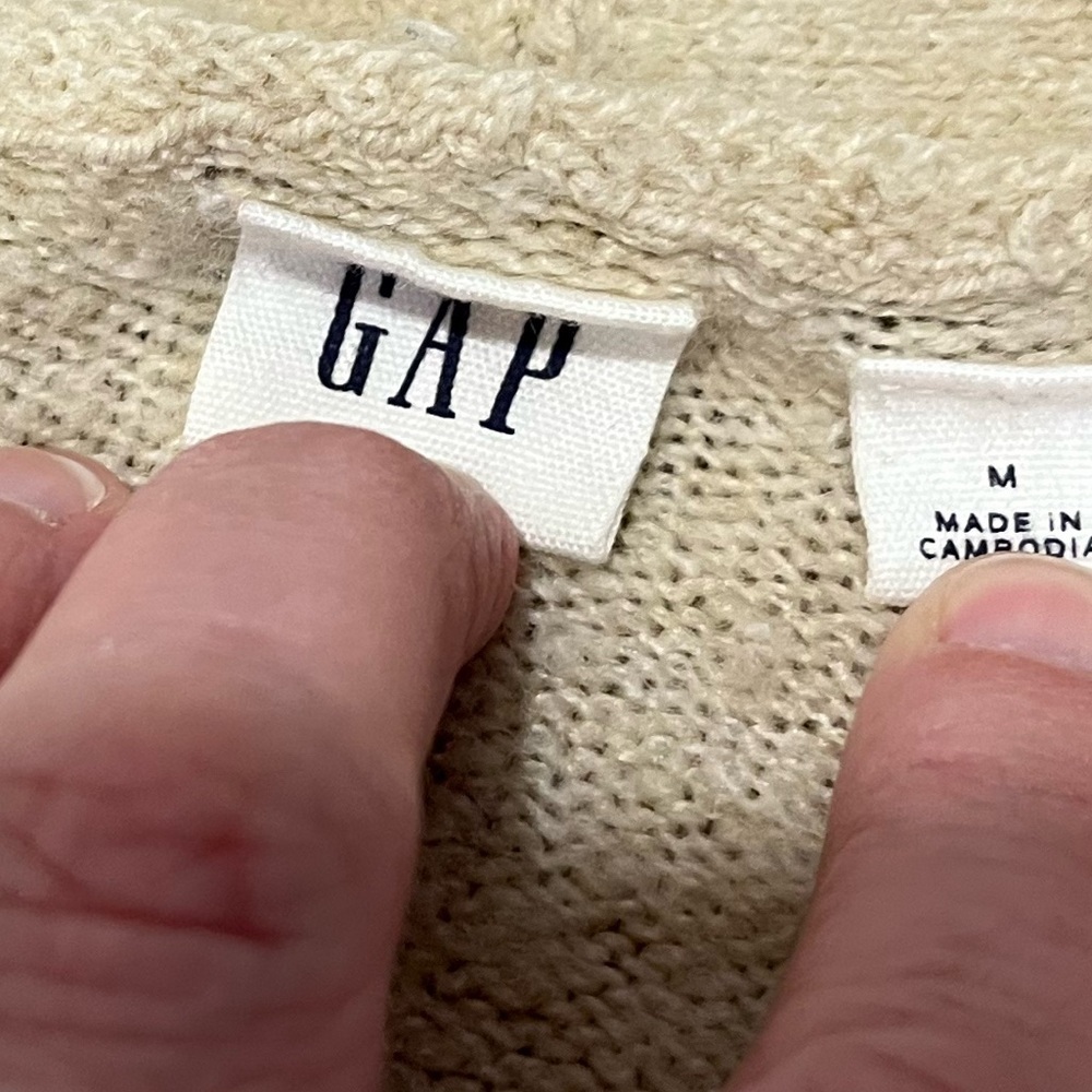 GAP Beige Knit Cardigan – Size M - Picture 3 of 7
